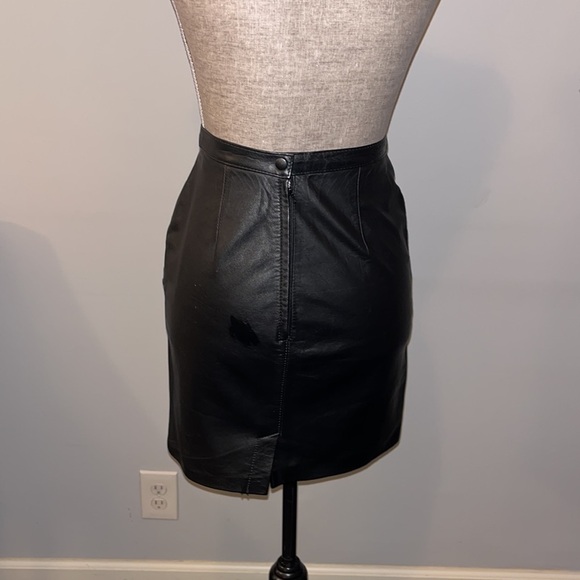 Tip Top of California Butter Soft Fully Lined Leather Skirt size 3/4. - Picture 3 of 6
